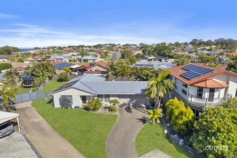 11 Queenscliff Ct, Sandstone Point, QLD 4511