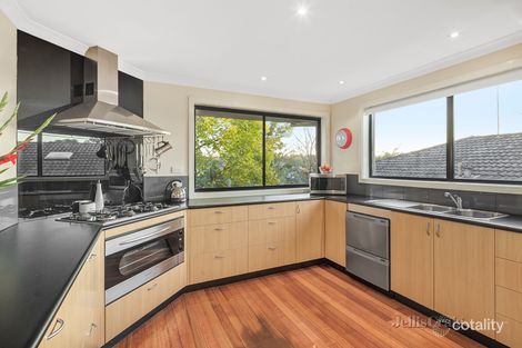 Property photo of 8 McLeod Street Doncaster VIC 3108