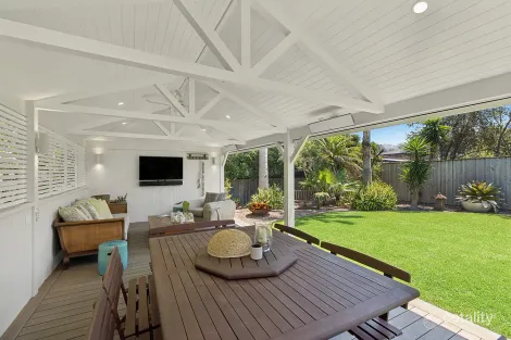 18 Del Rio Dr, Copacabana, NSW 2251