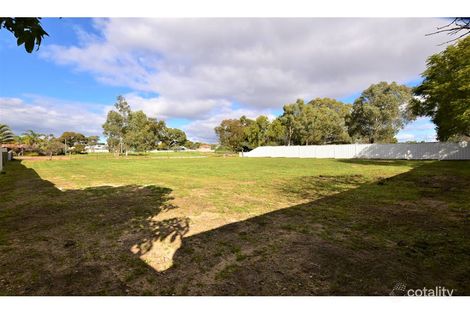 Property photo of 41 Balmain Road Greenmount WA 6056