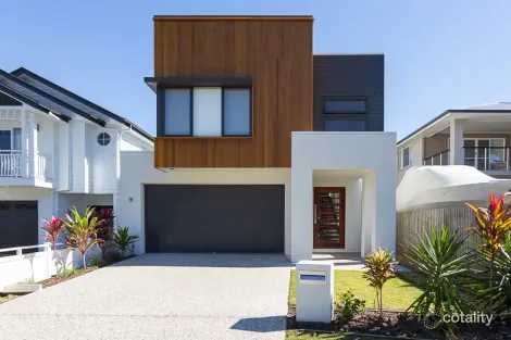 32 EROBIN ST, CLEVELAND, QLD 4163