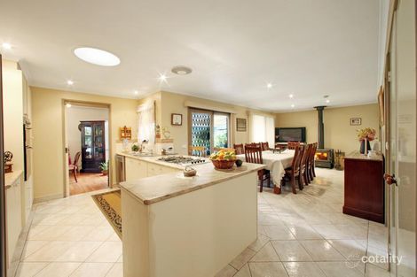 Property photo of 5 Keiwa Place Rowville VIC 3178