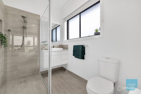 Property photo of 45 Modena Road Fraser Rise VIC 3336