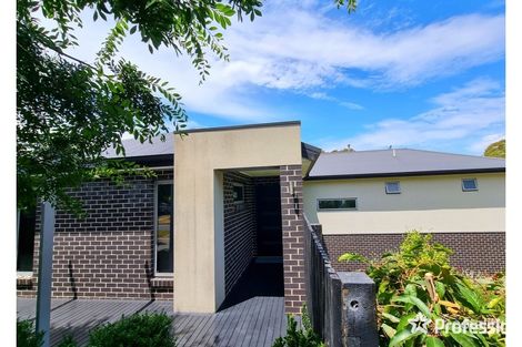 Property photo of 1 Acorn Grove Mooroolbark VIC 3138