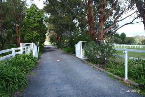 Property photo of 26 Mountain Flat Road Narre Warren East VIC 3804
