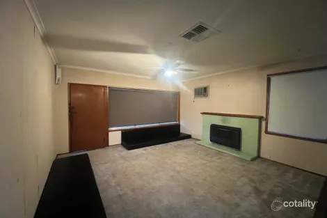 Property photo of 13 Julian Street Werribee VIC 3030