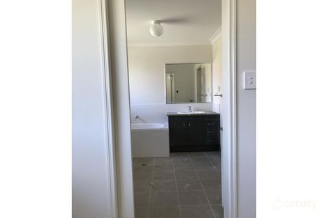 30 Adelaide St, Kingston, QLD 4114
