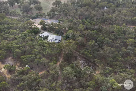 Property photo of 41 Finnigans Lane Beaufort VIC 3373