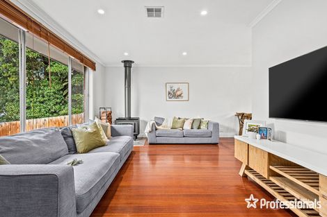 Property photo of 17 Lansell Road Mooroolbark VIC 3138