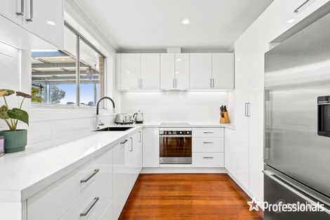Property photo of 17 Lansell Road Mooroolbark VIC 3138