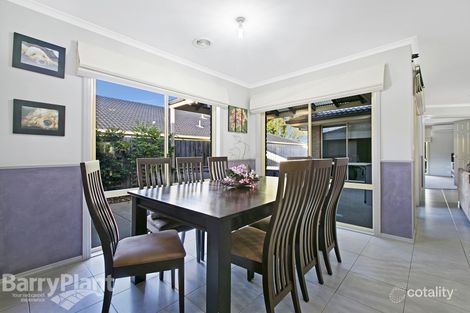 Property photo of 50 Honeyeater Grove Narre Warren VIC 3805