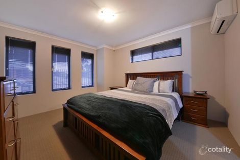 Property photo of 1 Atley Pass Carramar WA 6031