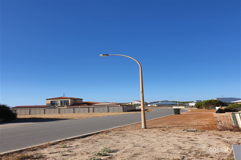 32 Turton Hts, Dongara, WA 6525