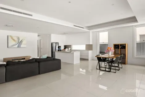 Property photo of 4A Ogilvy Street Peakhurst NSW 2210