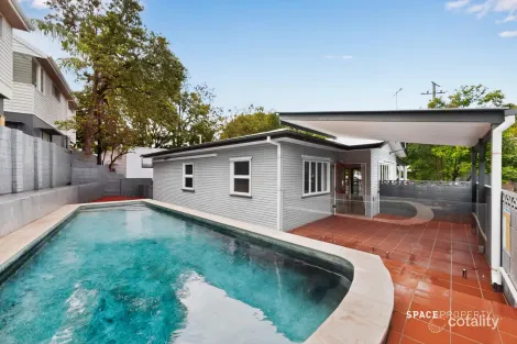 Property photo of 82 Cochrane Red Hill QLD 4059