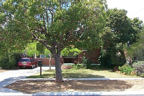 90 Burniston St, Scarborough, WA 6019