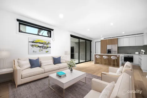 2/60 Maidstone St, Altona, VIC 3018