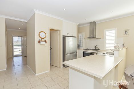 Property photo of 52 Zamia Rise Yanchep WA 6035