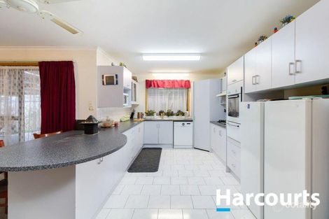 Property photo of 13 Todd Court Cranbourne West VIC 3977