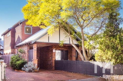 36a Holland St, Fremantle, WA 6160