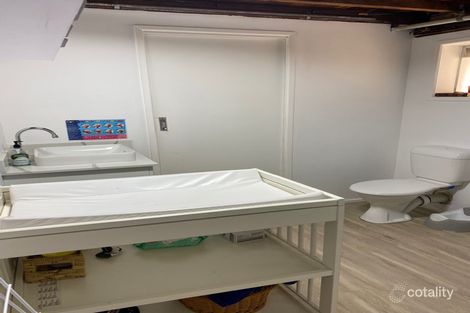 Property photo of 56 Brockworth Street Wynnum West QLD 4178