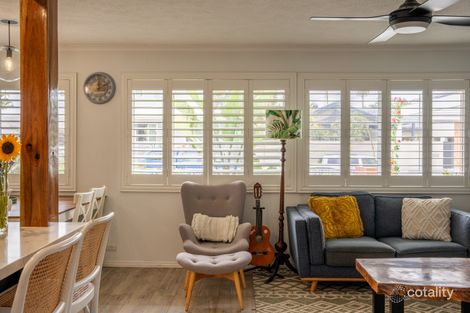 Property photo of 20 Dabchick Drive Burleigh Waters QLD 4220