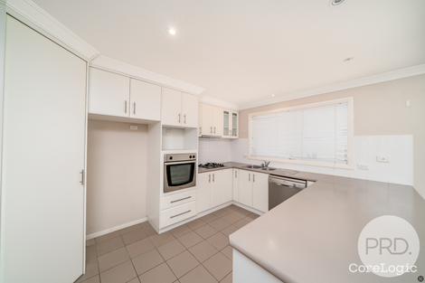 Property photo of 36 Hargrave Avenue Lloyd NSW 2650