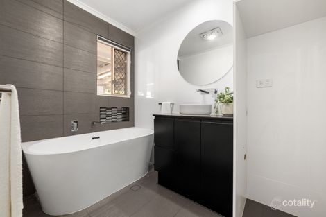 Property photo of 15 Blyde Street Sinnamon Park QLD 4073