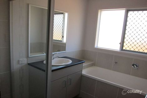 Property photo of 38 Adam Street Beachmere QLD 4510