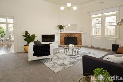Property photo of 9 Erindale Avenue Ripponlea VIC 3185