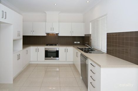 28 Barry Rd, Oaklands Park, SA 5046