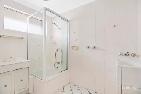 Property photo of 23/987 Gold Coast Highway Palm Beach QLD 4221
