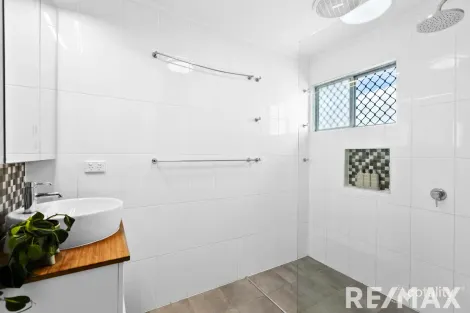 Property photo of 31 Drummond Street Urangan QLD 4655