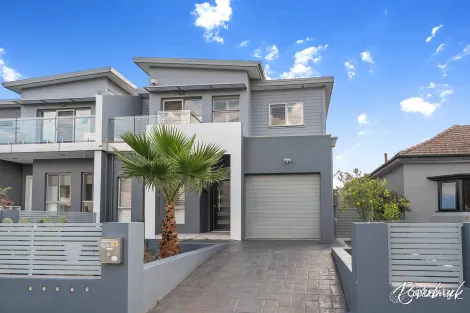 Property photo of 6A Warwick Road Merrylands NSW 2160
