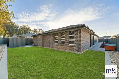 Property photo of 17 Howard Loop Oran Park NSW 2570