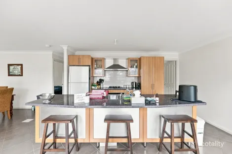 Property photo of 6 Audrey Street Thirlmere NSW 2572