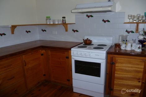 Property photo of 16 Park Street Binnaway NSW 2395