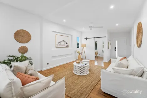 Property photo of 13 Grevillea Crescent Berkeley Vale NSW 2261