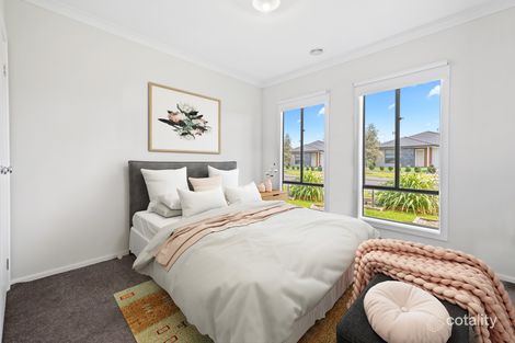 Property photo of 21 Hiskey Crescent Werribee VIC 3030