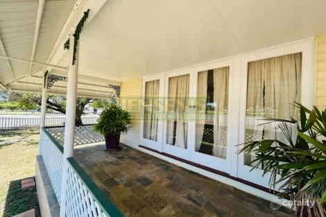 Property photo of 83 Hackett Terrace Richmond Hill QLD 4820