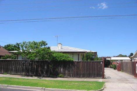 31 Balmoral St, Braybrook, VIC 3019