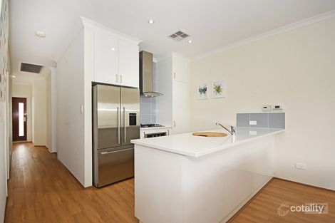 Property photo of 8 Cheyne Way Caversham WA 6055