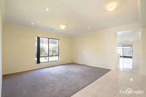 Property photo of 53 Saul Avenue Berwick VIC 3806