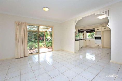 Property photo of 213 Cribb Road Carindale QLD 4152