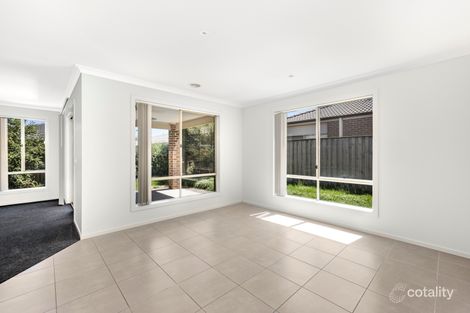 Property photo of 12 Weebill Way Pakenham VIC 3810