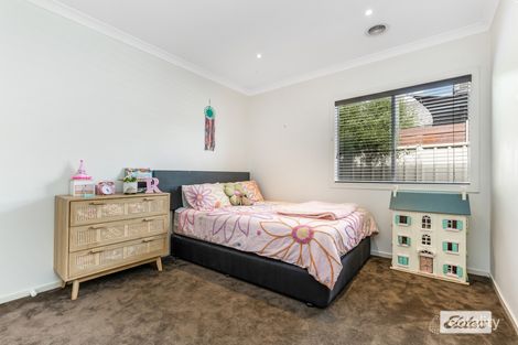 Property photo of 62 Garden Drive Epsom VIC 3551
