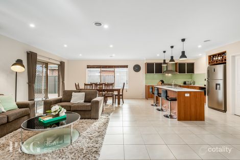 Property photo of 43 Datura Avenue Cranbourne North VIC 3977