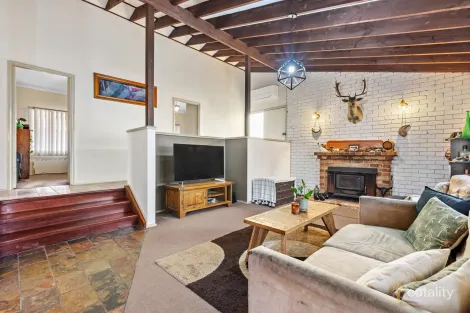 Property photo of 20 Meredith Street Blaxland NSW 2774