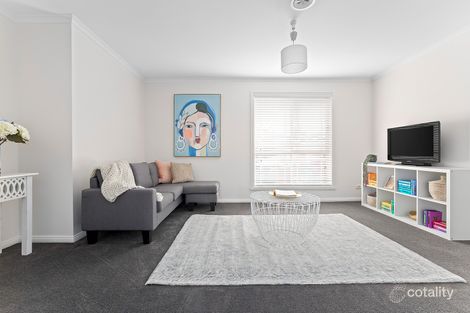 Property photo of 2/76 Rosamond Road Maribyrnong VIC 3032