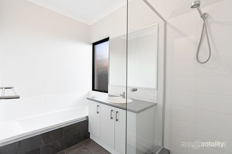 Property photo of 21 Santorini Promenade Alkimos WA 6038